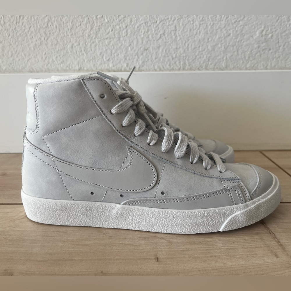 New Women’s Nike Blazers Mid Premium
